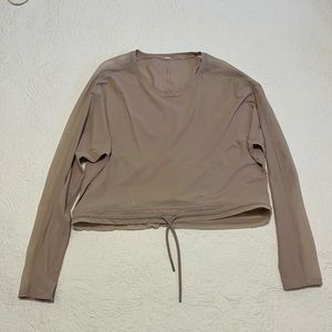 Lululemon cropped shirt size 4